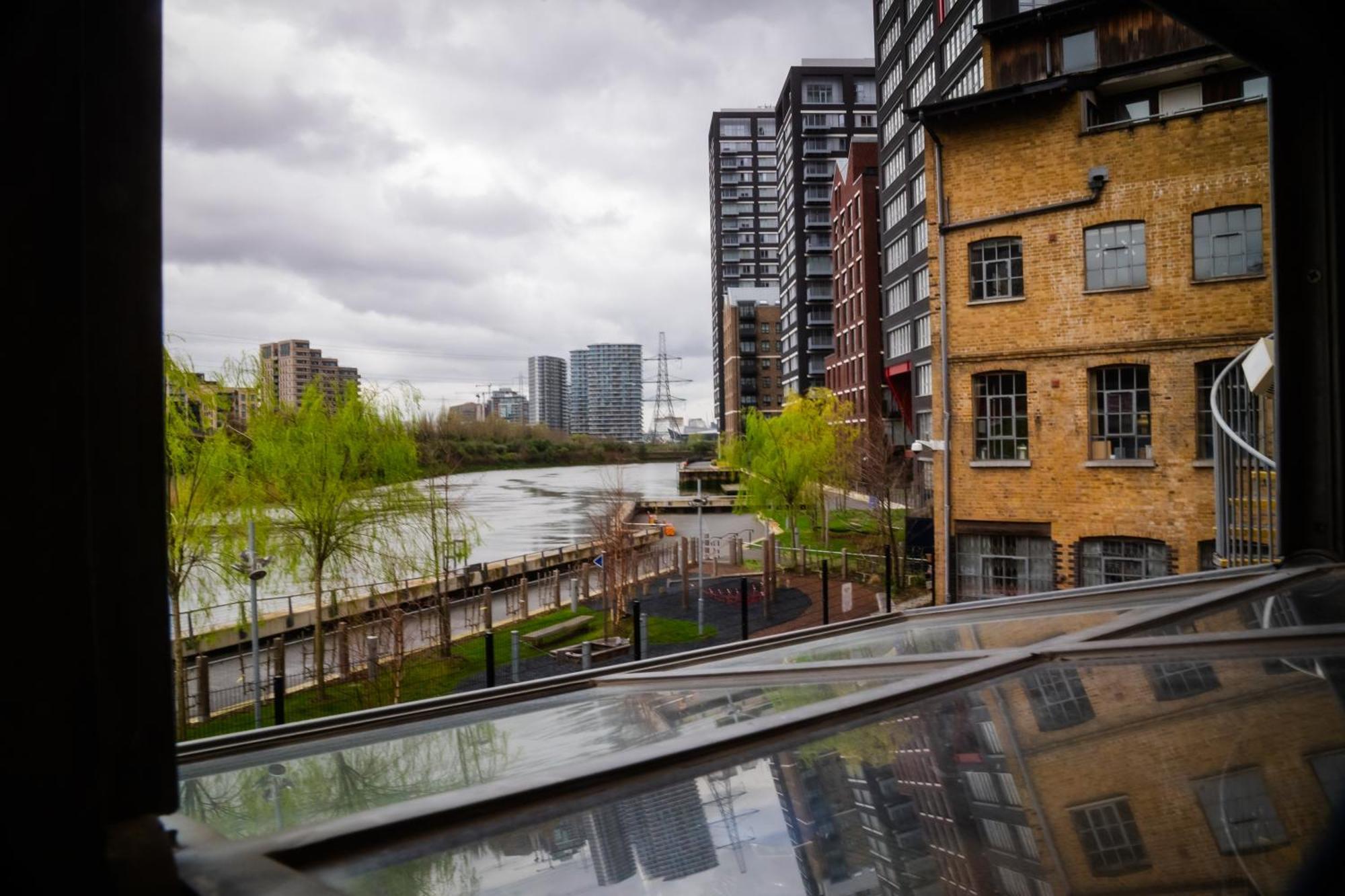 Loft Style Apartment Near O2, Abba Voyage, Excel لندن المظهر الخارجي الصورة